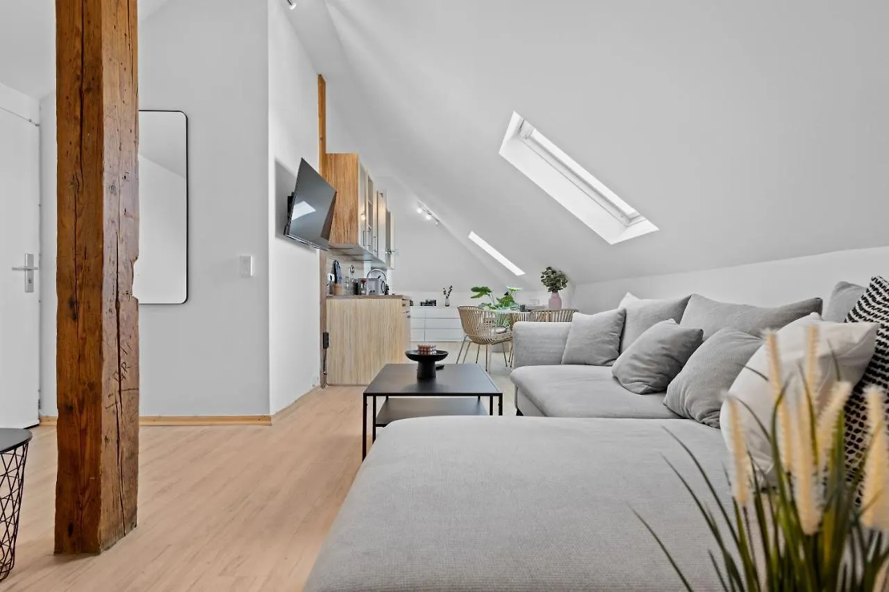 Stilvolle Wohnung: Private Dachterrasse - Zentral Augsburg Alemanha