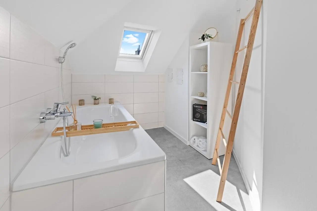 Apartamento Stilvolle Wohnung: Private Dachterrasse - Zentral Augsburg Alemanha